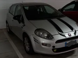 Usata 2015 Fiat Grande Punto Lounge Due volumi | 3999 € (Ottimo prezzo)