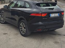Nero Usata 2018 Jaguar F-Pace R-Sport SUV | 21.000 € (Molto cara)