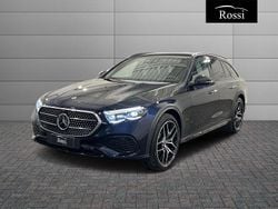 Grigio Nuova 2025 Mercedes E220 Station wagon | 79.200 € (Ottimo prezzo)