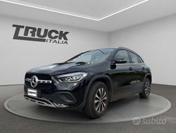 Nero metallizzato Usata 2023 Mercedes GLA180 SUV | 33.450 € (Ottimo prezzo)