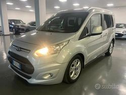 Grigio Usata 2017 Ford Tourneo Connect Titanium Monovolume | 8890 € (Buon prezzo)