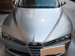 Grigio Usata 2008 Alfa Romeo 159 Tre volumi | 3000 €
