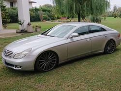 Argento Usata 2007 Mercedes CLS320 Tre volumi | 8500 € (Ottimo prezzo)
