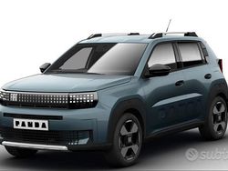 Blu Nuova 2025 Fiat Panda La Prima Tre volumi | 24.000 €