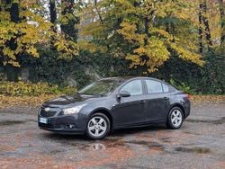 Nero Usata 2011 Chevrolet Cruze LS Tre volumi | 3600 € (Ottimo prezzo)