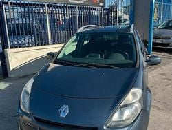 Blu Usata 2011 Renault Clio GrandTour Dynamique Station wagon | 2699 € (Super prezzo)