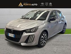 Grigio Nuova 2025 Peugeot 208 Style Due volumi | 20.250 € (Buon prezzo)