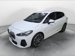 Alpinweiss iii pastello Usata 2024 BMW 218 Active Tourer Comfort Edition Monovolume | 33.900 € (Buon prezzo)