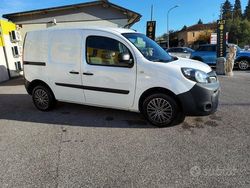 Bianco Usata 2017 Renault Kangoo Monovolume | 9900 € (Cara)