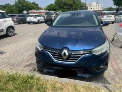 Blu/azzurro Usata 2016 Renault Mégane III LIMITED Tre volumi | 7300 € (Buon prezzo)