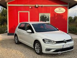 Bianco Usata 2020 VW Golf Executive Tre volumi | 17.990 € (Buon prezzo)