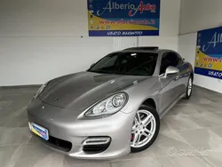 Argento metallizzato Usata 2010 Porsche Panamera Turbo Tre volumi | 34.900 € (Cara)