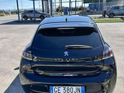 Usata 2021 Peugeot 208 GT Due volumi | 12.900 € (Buon prezzo)