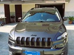 Grigio Usata 2017 Jeep Cherokee Night Eagle SUV | 13.900 € (Cara)