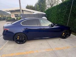 Usata 2016 Alfa Romeo Giulia Business Tre volumi | 18.000 € (Buon prezzo)