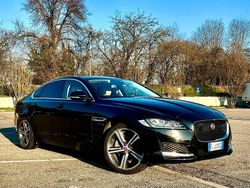 Nero Usata 2017 Jaguar XF Tre volumi | 20.250 €
