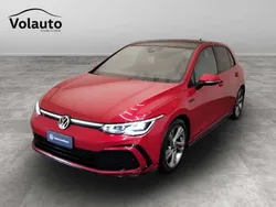 Rosso metallizzato Usata 2021 VW Golf VIII R-line Tre volumi | 23.700 € (Buon prezzo)