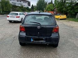 Nero Usata 2004 Toyota Yaris Due volumi | 2000 € (Buon prezzo)