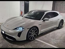 Grigio Usata 2023 Porsche Taycan 4S Sport Turismo Tre volumi | 100.000 € (Buon prezzo)