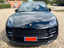 Nero Usata 2021 Porsche Macan SUV | 58.000 € (Buon prezzo)