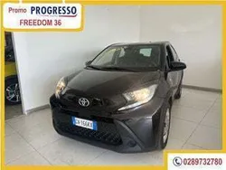 Bianco Usata 2023 Toyota Aygo Active Due volumi | 11.990 € (Super prezzo)