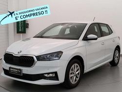 Bianco ghiacciaio met Usata 2024 Skoda Fabia Selection Due volumi | 16.900 € (Buon prezzo)