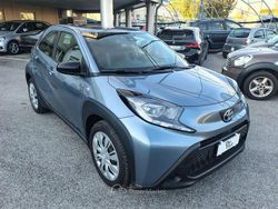 Grigio Usata 2025 Toyota Aygo X Active SUV | 15.900 € (Buon prezzo)