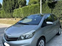 Gebruikt 2011 Toyota Yaris Sedan | 5500 € (Iets duurder)