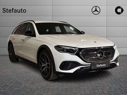Bianco opalite magno Nuova 2025 Mercedes E220 Premium Station wagon | 79.900 € (Buon prezzo)
