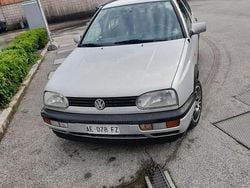 Grigio Usata 1996 VW Golf III Due volumi | 1200 € (Buon prezzo)