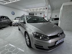 Grigio Usata 2016 VW Golf VII Trendline Tre volumi | 7400 € (Ottimo prezzo)
