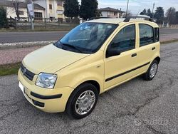 Giallo Usata 2007 Fiat Panda Tre volumi | 3300 € (Molto cara)