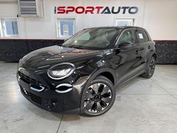 Nero Nuova 2025 Fiat 600 La Prima SUV | 23.490 €