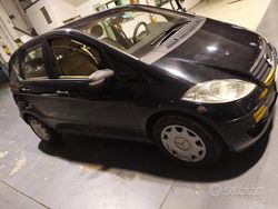 Nero Usata 2005 Mercedes A150 Due volumi | 3300 €