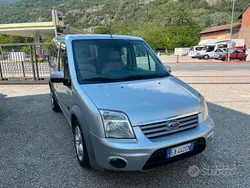 Argento Usata 2010 Ford Transit Tourneo Monovolume | 6800 €