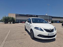 Bianco Usata 2024 Lancia Ypsilon S Due volumi | 13.900 € (Buon prezzo)