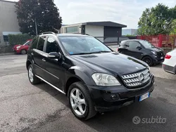 Nero Usata 2007 Mercedes ML320 SUV | 4990 € (Ottimo prezzo)