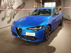 Rosso Usata 2023 Alfa Romeo Giulia Veloce Tre volumi | 46.700 € (Buon prezzo)