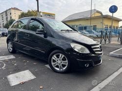 Nero Usata 2010 Mercedes B200 Executive Monovolume | 4200 € (Buon prezzo)