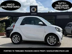 Eaz white Usata 2018 Smart ForTwo Coupé Passion Due volumi | 13.500 € (Buon prezzo)