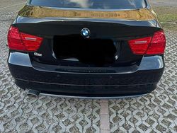 Nero Usata 2012 BMW 318 Tre volumi | 6300 €