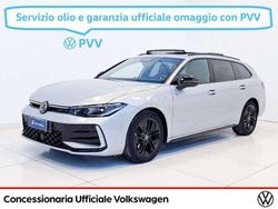 Dolomite silver Usata 2024 VW Passat R-line Station wagon | 44.200 € (Buon prezzo)
