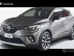 Grigio Usata 2023 Renault Captur Intens SUV | 17.700 € (Buon prezzo)