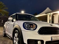 Bianco Usata 2018 Mini Cooper Countryman Business SUV | 16.499 € (Molto cara)