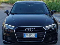 Nero Usata 2018 Audi A3 Sportback g-tron Sport Tre volumi | 13.500 € (Ottimo prezzo)