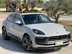 Grigio Usata 2022 Porsche Macan SUV | 61.499 € (Molto cara)
