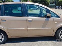 Usata 2007 Lancia Musa Monovolume | 4900 € (Molto cara)