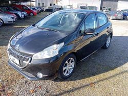Nero Usata 2012 Peugeot 208 Allure Due volumi | 6700 € (Buon prezzo)