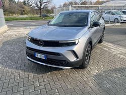 Grigio chiaro Usata 2023 Opel Mokka Elegance SUV | 14.490 € (Ottimo prezzo)
