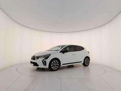 Bianco Usata 2024 Mitsubishi Colt Invite Tre volumi | 14.700 € (Molto cara)